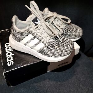 Adidas toddler size 7  grey black white